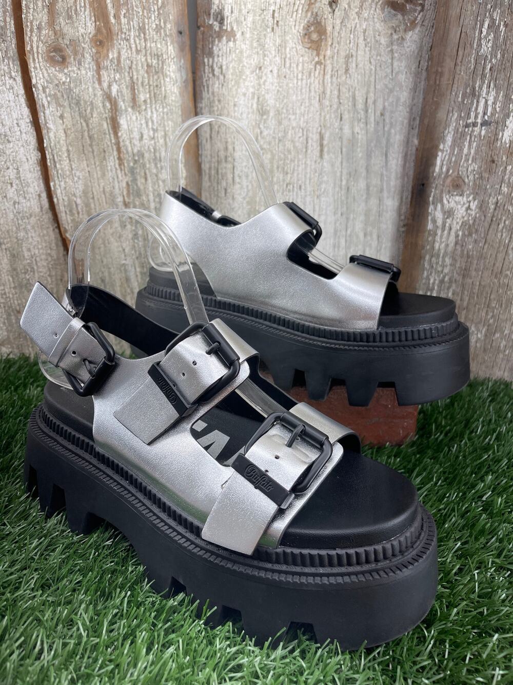 Buffalo Flora On Vegan Silver Platform Chunky Sandals EU39